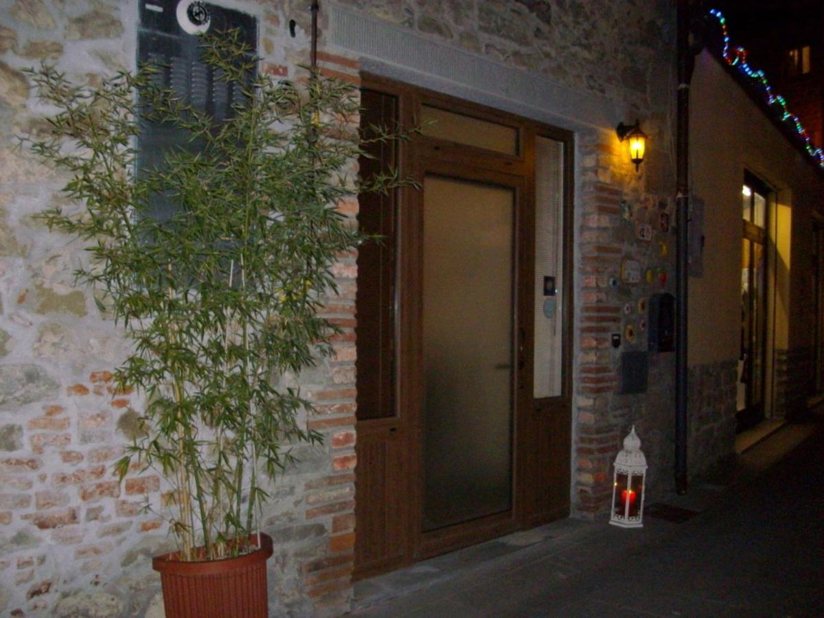 La Poventa Wi-Fi E Parcheggio In Centro Tuoro sul Trasimeno Exterior foto