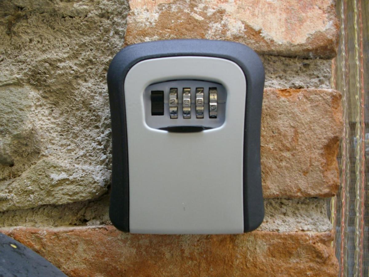 La Poventa Wi-Fi E Parcheggio In Centro Tuoro sul Trasimeno Exterior foto