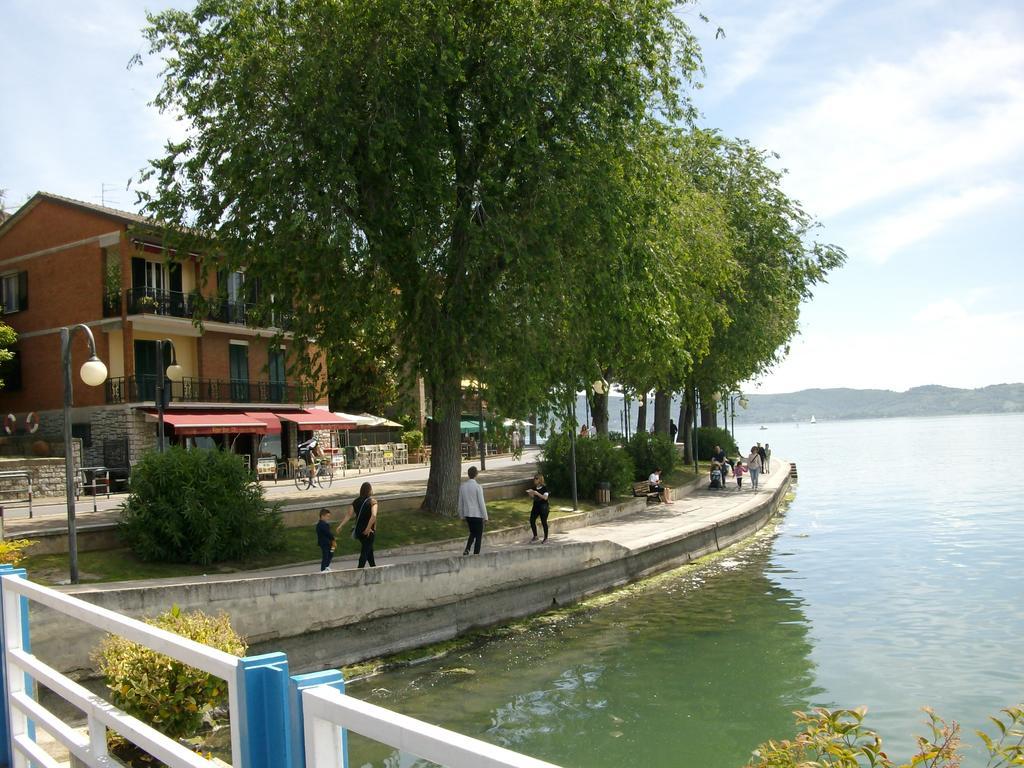 La Poventa Wi-Fi E Parcheggio In Centro Tuoro sul Trasimeno Exterior foto